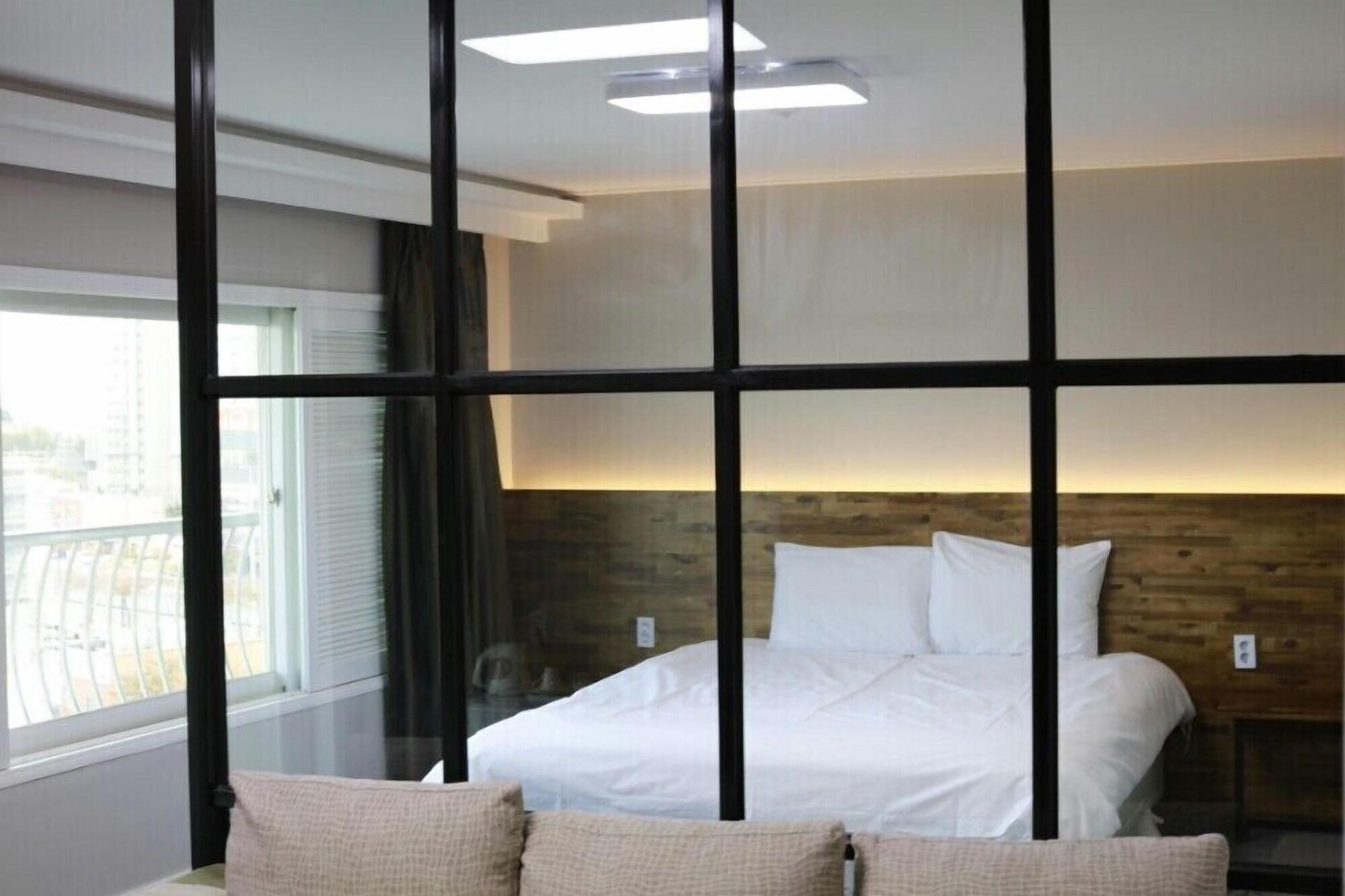 Hotel Ocean View Ilsan Ni Exterior foto